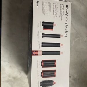 Dyson Airwrap Complete Long in Black and Pink Limited Edition